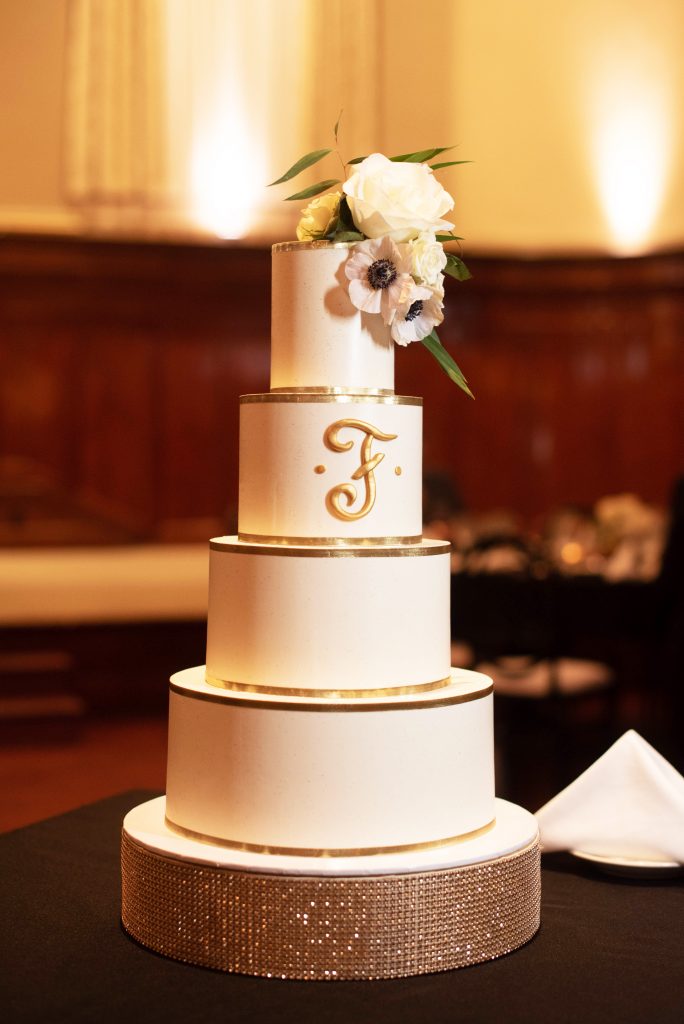 Four Oaks BakeryPremier Wedding Cakes in Pittsburgh